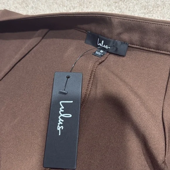 NWT Lulus midi wrap skirt in brown| size M - Picture 8 of 10